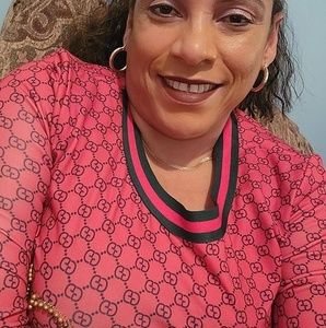 Meet your Posher, Ramona